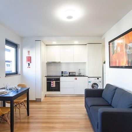 Homely Studio W/ Ac Near Marques By Lovelystay Порто Екстериор снимка
