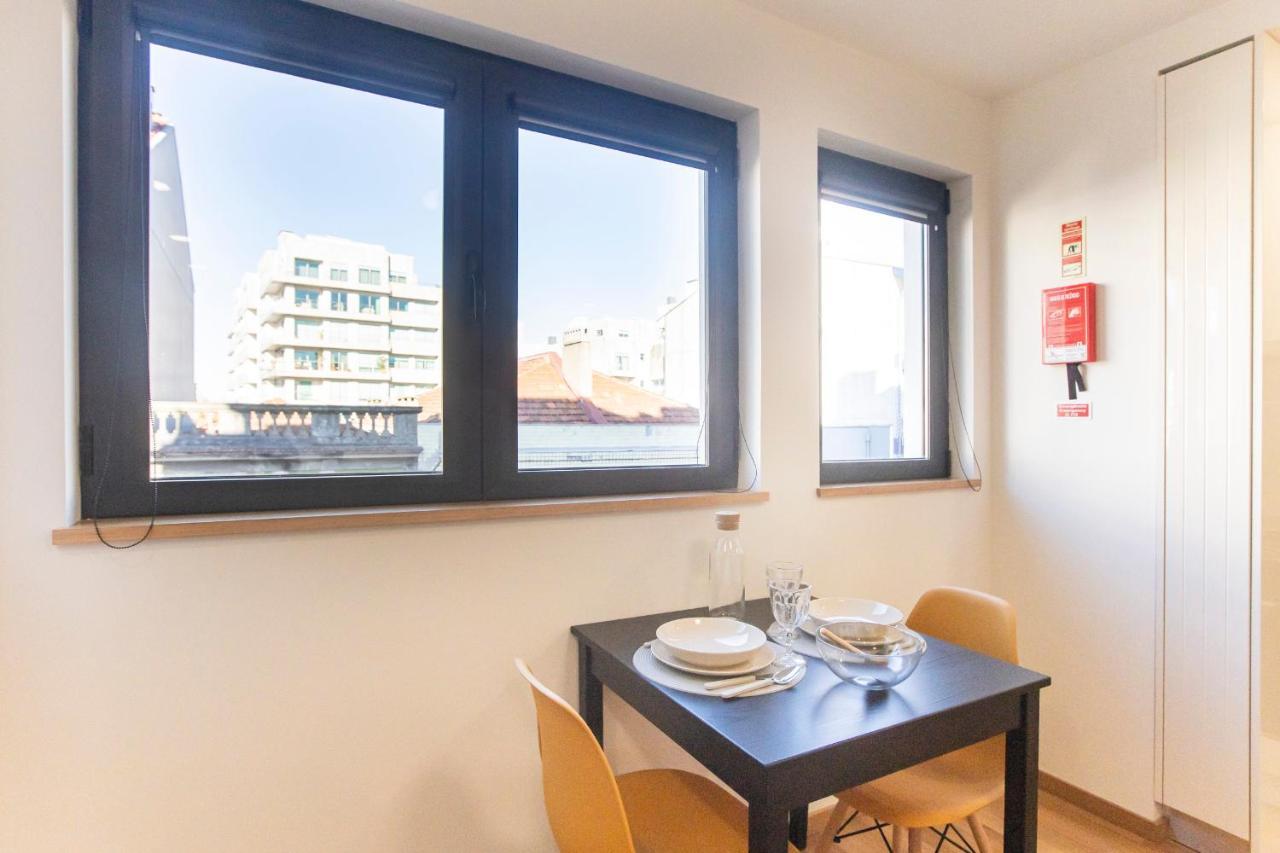 Homely Studio W/ Ac Near Marques By Lovelystay Порто Екстериор снимка